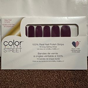 NEW Aberdeen Aubergine Color Street